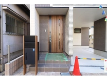 【東京都/北区神谷】北区神谷3丁目　新築戸建て アプローチ