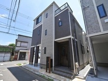 【東京都/北区志茂】北区志茂5丁目新築戸建　2号棟 建築中の外観