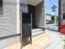 【東京都/北区志茂】北区志茂5丁目新築戸建　3号棟 メールBOX、宅配BOX