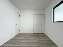 【京都府/京都市伏見区深草直違橋片町】伏見区深草直違橋片町　新築戸建て 洋室