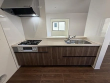 【兵庫県/神戸市中央区熊内町】神戸市中央区熊内町八丁目　2号棟　新築戸建 キッチン