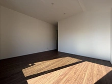 【兵庫県/神戸市中央区熊内町】神戸市中央区熊内町八丁目　2号棟　新築戸建 洋室