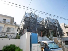 【神奈川県/横浜市神奈川区片倉】神奈川区片倉2丁目　新築戸建　1号棟 建築中の外観