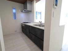 【神奈川県/横浜市瀬谷区宮沢】瀬谷区宮沢2丁目　新築戸建　2号棟（全2棟） キッチン