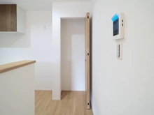 【神奈川県/横浜市港北区大曽根台】港北区大曽根台　新築戸建　1号棟（全2棟） 収納：2階ホール部分