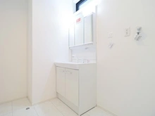 【神奈川県/横浜市港北区大曽根台】港北区大曽根台　新築戸建　2号棟（全2棟） 洗面所