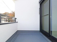 【神奈川県/横浜市港北区大曽根台】港北区大曽根台　新築戸建　2号棟（全2棟） バルコニー