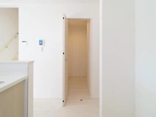 【神奈川県/横浜市港北区大曽根台】港北区大曽根台　新築戸建　2号棟（全2棟） 収納：パントリー