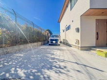 【神奈川県/横浜市旭区都岡町】横浜市旭区都岡町　中古戸建 駐車場