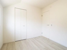 【神奈川県/横浜市都筑区東山田】都筑区東山田1丁目　新築戸建 洋室：約5.2帖