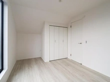 【神奈川県/横浜市港北区新吉田東】港北区新吉田東2丁目　新築戸建 洋室：３階　約６．３帖