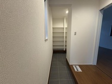 【神奈川県/海老名市東柏ケ谷】海老名市東柏ケ谷4丁目　新築　No.1 玄関