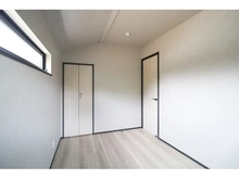 【神奈川県/横浜市泉区新橋町】泉区新橋町　新築戸建　11号棟（全16棟） 洋室