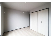 【神奈川県/横浜市泉区新橋町】泉区新橋町　新築戸建　12号棟（全16棟） 洋室