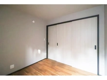 【神奈川県/横浜市泉区新橋町】泉区新橋町　新築戸建　15号棟（全16棟） 洋室