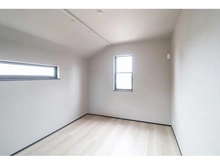 【神奈川県/横浜市泉区新橋町】泉区新橋町　新築戸建　15号棟（全16棟） 洋室