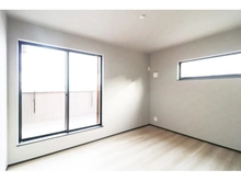 【神奈川県/横浜市泉区新橋町】泉区新橋町　新築戸建　16号棟（全16棟） 洋室