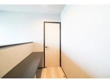 【神奈川県/横浜市泉区新橋町】泉区新橋町　新築戸建　16号棟（全16棟） サービスルーム（納戸）