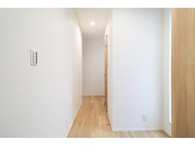 【神奈川県/横浜市緑区十日市場町】緑区十日市場　新築戸建　D棟（全4棟） 廊下
