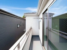 【神奈川県/横浜市瀬谷区阿久和西】横浜市瀬谷区阿久和西3丁目　新築戸建　1号棟(全2棟) バルコニー