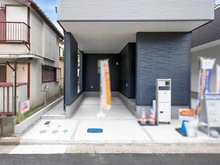 【神奈川県/横浜市瀬谷区阿久和西】横浜市瀬谷区阿久和西3丁目　新築戸建　2号棟(全2棟) 駐車場