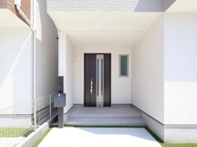 【神奈川県/相模原市南区上鶴間本町】相模原市南区上鶴間本町9丁目　C号棟 玄関