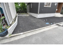 【神奈川県/横浜市瀬谷区阿久和西】横浜市瀬谷区阿久和西3丁目　新築戸建 駐車場