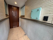 【東京都/世田谷区深沢】世田谷区深沢三丁目　中古戸建 玄関