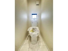 【東京都/江戸川区中央】江戸川区中央1丁目新築戸建 トイレ：3階