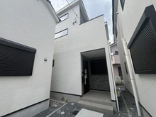 【兵庫県/伊丹市南野北】伊丹市南野北1期　2号棟 外観：全3棟
