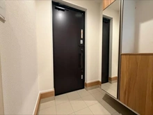 【兵庫県/尼崎市塚口町】尼崎市塚口町5丁目1期1号棟 玄関
