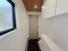 【千葉県/習志野市屋敷】習志野市屋敷3丁目　新築戸建て2号棟 玄関