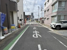 【埼玉県/川越市新宿町】埼玉県川越市新宿町2丁目　新築戸建　2号棟 前面道路