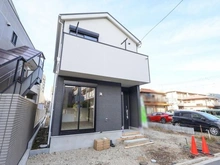 【東京都/西東京市富士町】西東京市富士町4丁目第11　1号棟 建築中の外観：全3棟現場