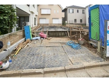 【埼玉県/ふじみ野市鶴ケ舞】ふじみ野市鶴ケ舞1丁目 新築戸建 1号棟 建築中の外観