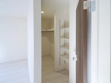 【埼玉県/所沢市東狭山ケ丘】所沢東狭山ヶ丘第5期　1号棟 収納