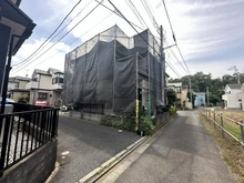 【埼玉県/川越市南大塚】川越市南大塚六丁目　中古戸建て 外観：塗装工事中