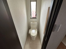 【埼玉県/所沢市美原町】所沢市美原町3丁目　中古戸建 トイレ：1階部分：現況写真