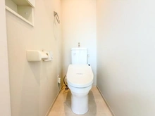 【埼玉県/新座市東】新座市東2丁目　中古戸建て トイレ：2階