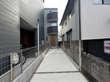 【埼玉県/所沢市寿町】所沢市寿町　新築戸建 駐車場