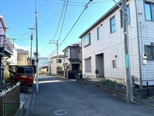 【神奈川県/相模原市南区大野台】相模原市南区大野台7丁目 中古一戸建て 北東側前面道路（２０２５年１２月撮影）