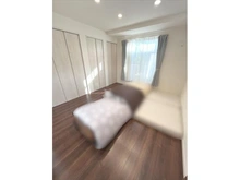 【東京都/江戸川区上篠崎】江戸川区上篠崎3丁目 中古一戸建て 洋室（約７．１帖）