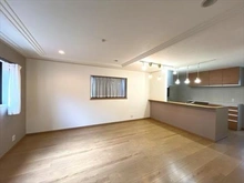【神奈川県/川崎市川崎区観音】川崎市川崎区観音2丁目 中古一戸建て リビング