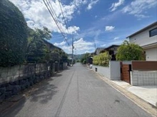 【京都府/京都市西京区大原野西竹の里町1丁目】京都市西京区大原野西竹の里町1丁目 中古一戸建て 南側前面道路
