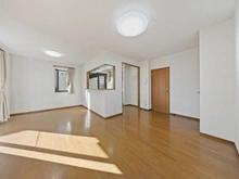 【千葉県/柏市つくしが丘】柏市つくしが丘二丁目中古戸建 リビングダイニング