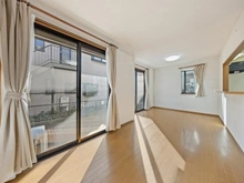 【千葉県/柏市つくしが丘】柏市つくしが丘二丁目中古戸建 リビングダイニング（別角度）