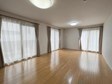 【千葉県/松戸市稔台】松戸市稔台二丁目　大和ハウスのスムストック リビング