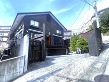 【神奈川県/川崎市多摩区生田】川崎市多摩区生田8丁目 中古一戸建て 外観：建物外観