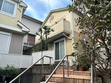 【神奈川県/横浜市港北区日吉】日吉1丁目一戸建て 外観：【間取り】全室２面採光につき明るい室内。LDには足元から温まる床暖房。ご家族との会話も弾む、人気・・・