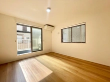 【東京都/目黒区目黒本町】目黒区目黒本町2丁目 中古一戸建て 居室・リビング